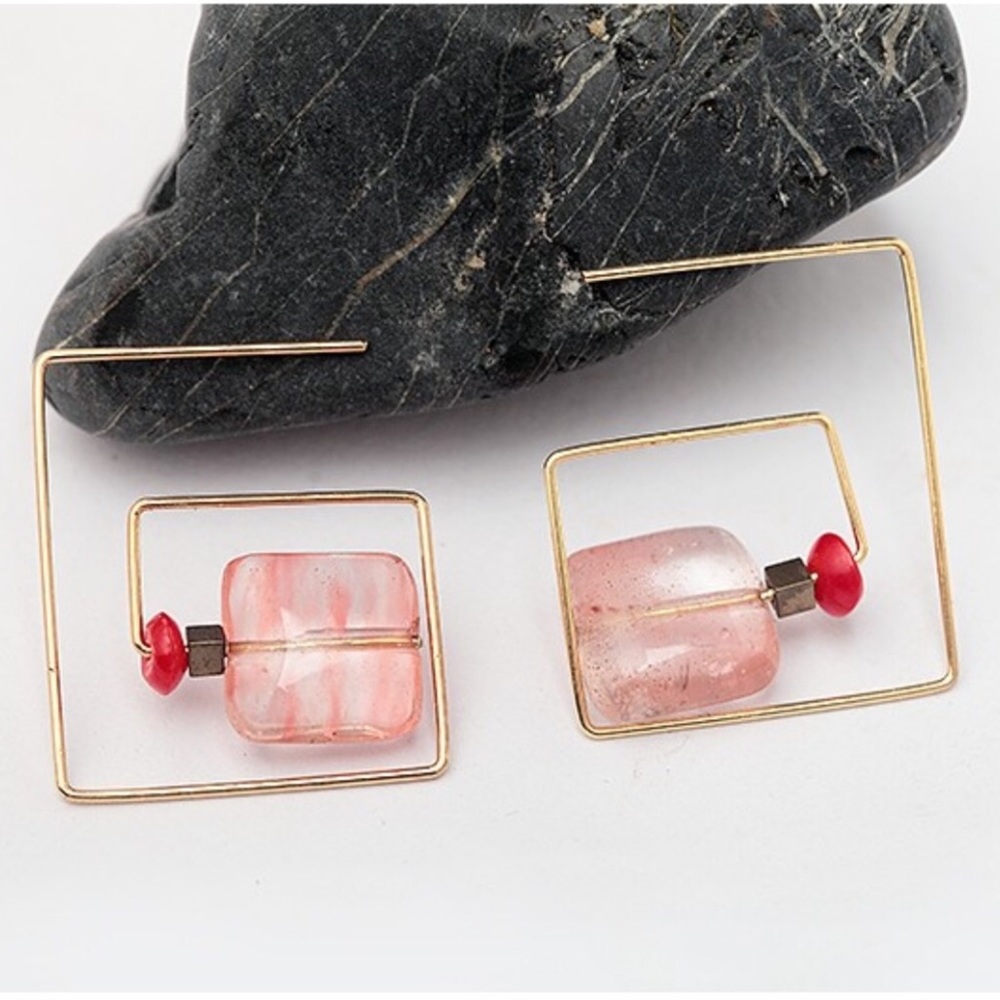 $$ FIRM $$Brand New Square Threader Gold Earrings
